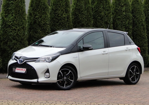 Toyota Yaris cena 60999 przebieg: 9475, rok produkcji 2017 z Kielce małe 781